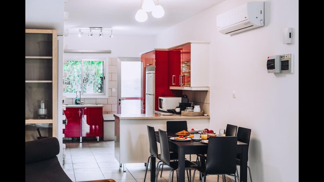 Minimal Townhouse Center Paphos Vila Exterior foto